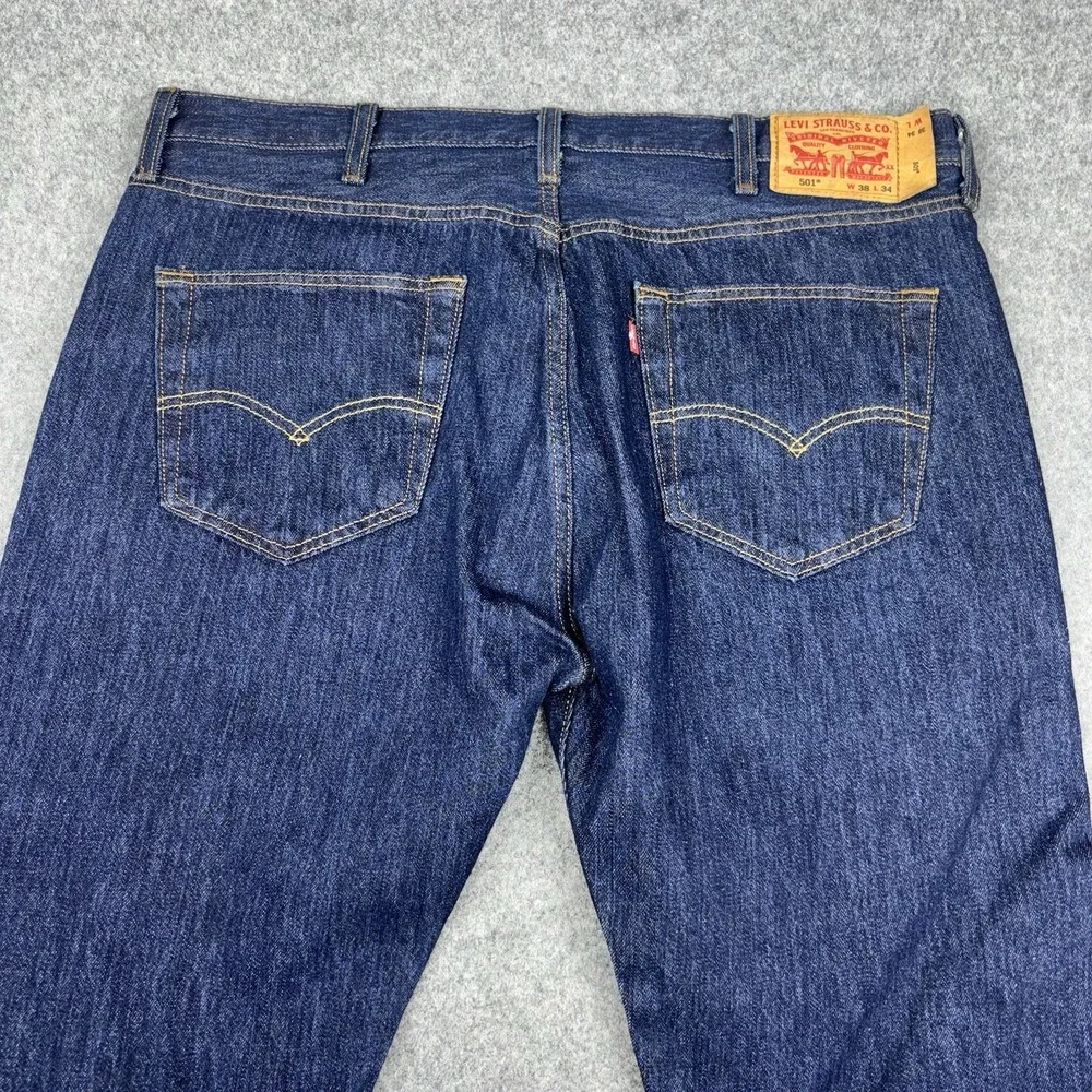 Levi's 501 Jeans Mens 38x34 Straight Leg Button Fly Dark Wash Casual Workwear